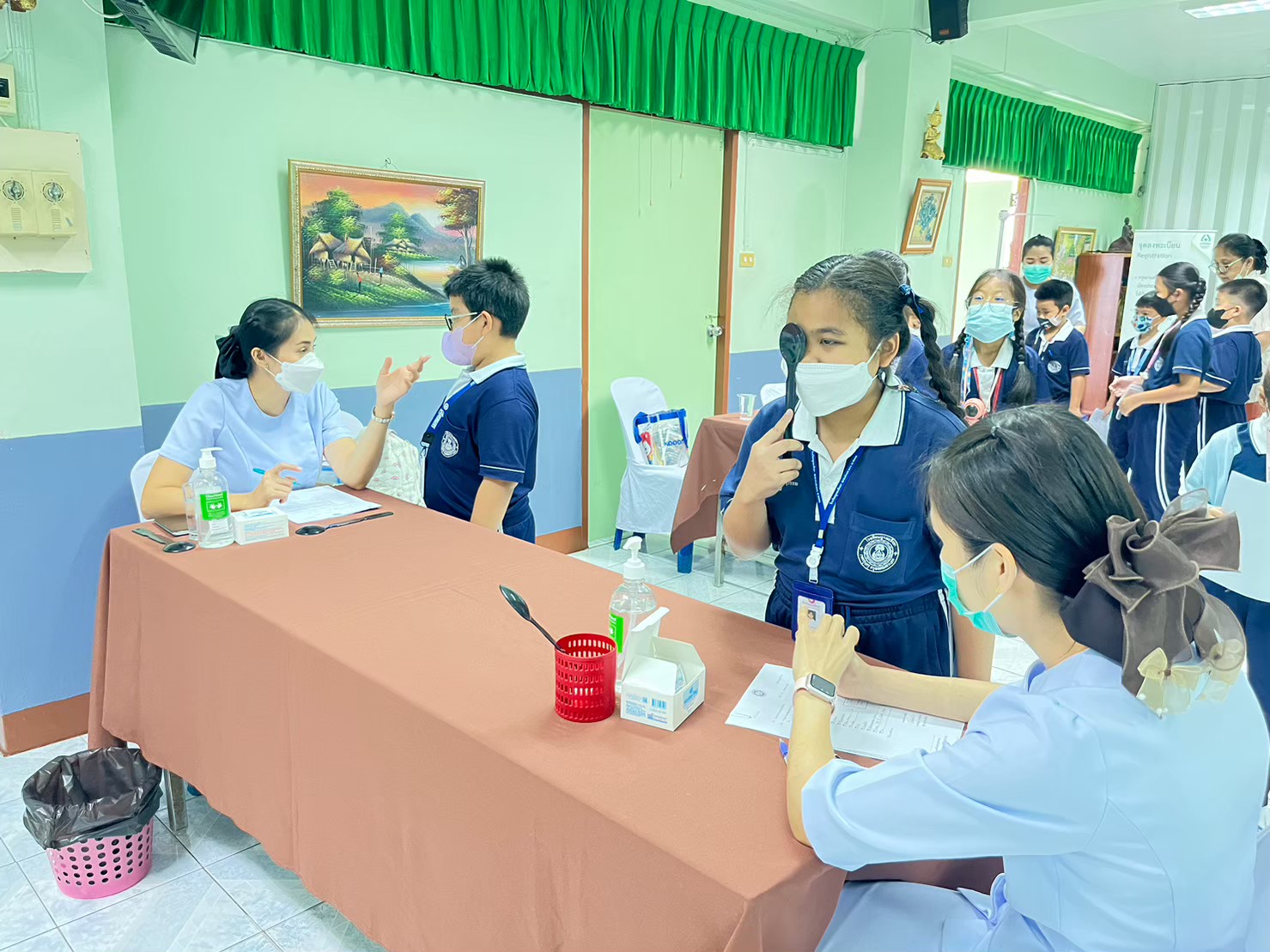 ตรวจสุขภาพนักเรียน โรงเรียนบูรณะศึกษา